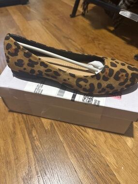 Leopard  slip ons